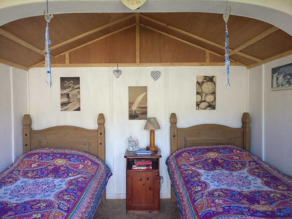 Galway Glamping Hotel Tuam Exterior photo